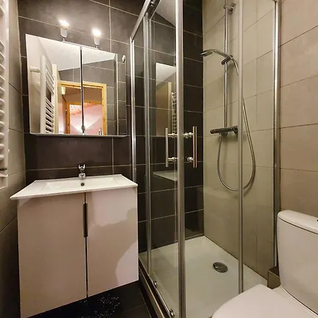 Duplex 6 Pers, Centre Station, Parking, Animaux Ok - Fr-1-353-53 Apartment *